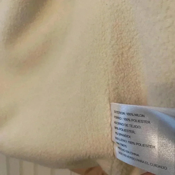 MICHAEL Michael Kors removable hooded puffer jacket for toddler - Picture 8 of 12